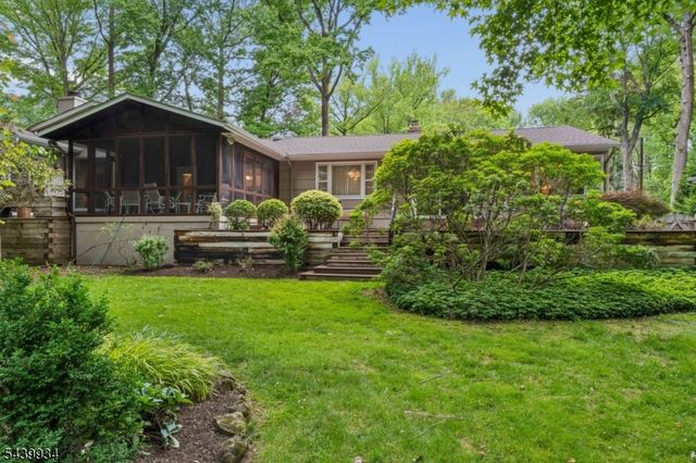 1272 Sleepy Hollow Ln, Scotch Plains Twp., NJ 07076