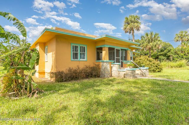 1632 Water Drive NE, Palm Bay, FL 32905