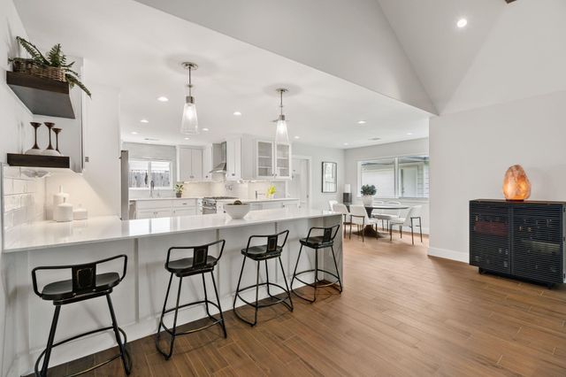 842 W Forest Drive, Houston, TX 77079