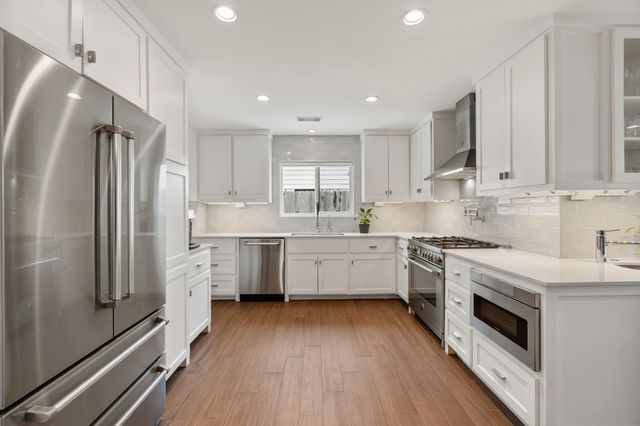 842 W Forest Drive, Houston, TX 77079