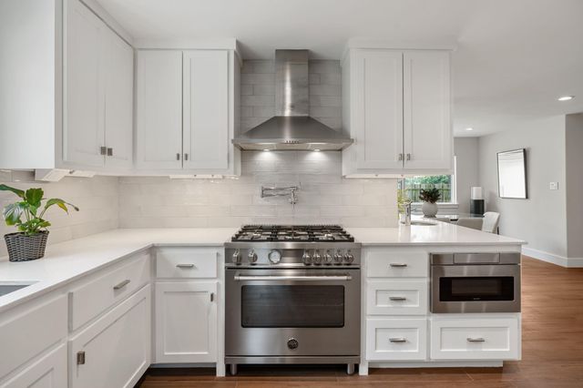 842 W Forest Drive, Houston, TX 77079
