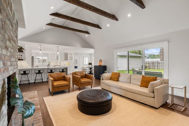 842 W Forest Drive, Houston, TX 77079