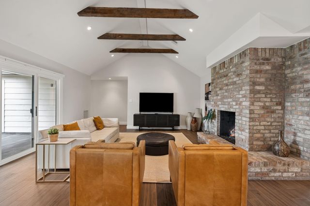 842 W Forest Drive, Houston, TX 77079