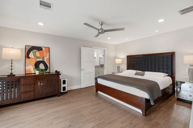 842 W Forest Drive, Houston, TX 77079