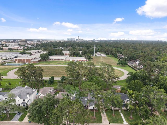 842 W Forest Drive, Houston, TX 77079