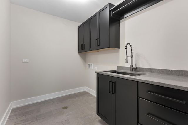10025 Switch Grass Lane, St. John, IN 46373