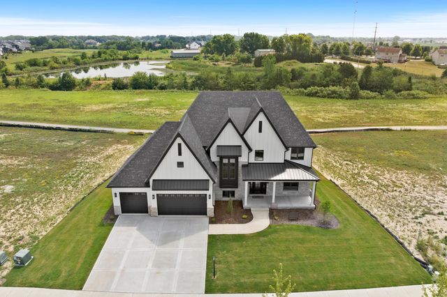 10025 Switch Grass Lane, St. John, IN 46373