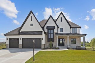 10025 Switch Grass Lane, St. John, IN 46373