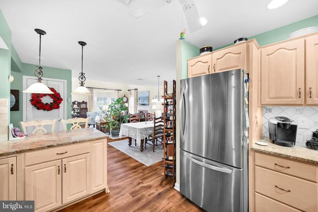 1066 CAMBRIDGE DR, Manheim, PA 17545