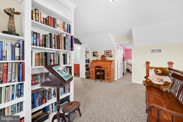 1066 CAMBRIDGE DR, Manheim, PA 17545