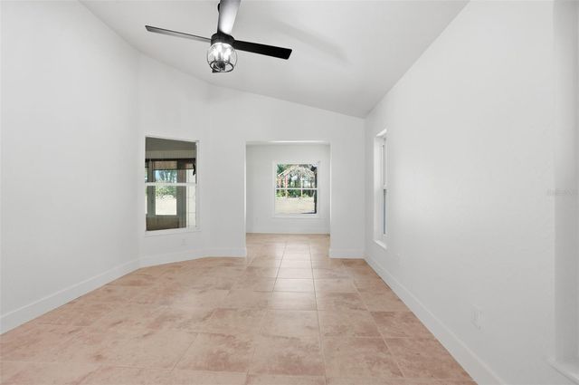 5089 WESTLAKE BOULEVARD, Dade City, FL 33523