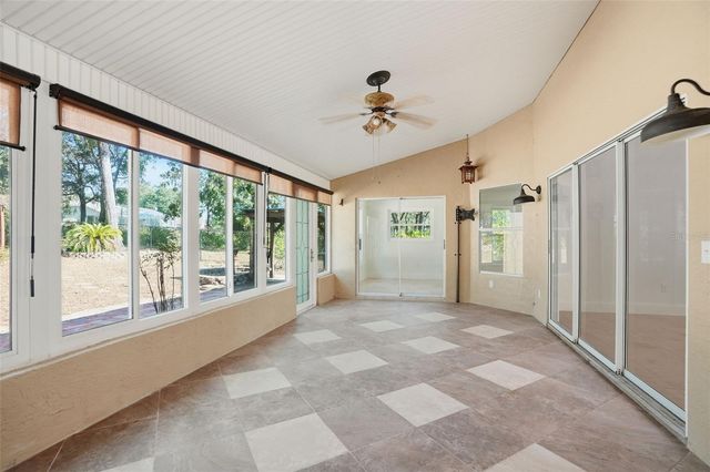 5089 WESTLAKE BOULEVARD, Dade City, FL 33523