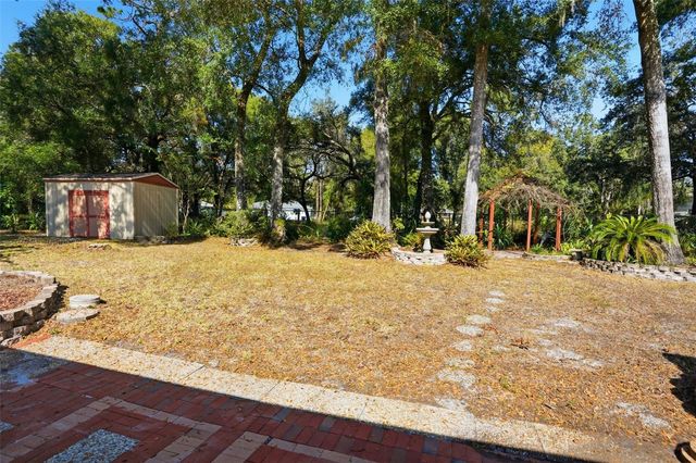 5089 WESTLAKE BOULEVARD, Dade City, FL 33523