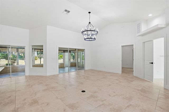 5089 WESTLAKE BOULEVARD, Dade City, FL 33523