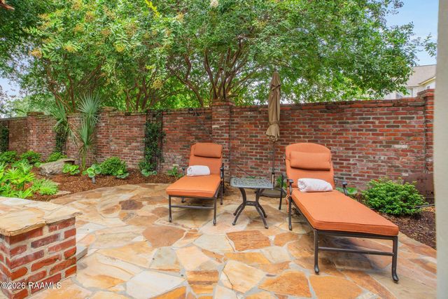 203 Greystone Place, Lafayette, LA 70503