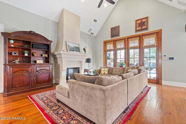 203 Greystone Place, Lafayette, LA 70503