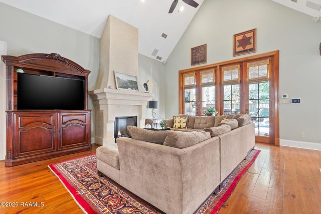 203 Greystone Place, Lafayette, LA 70503