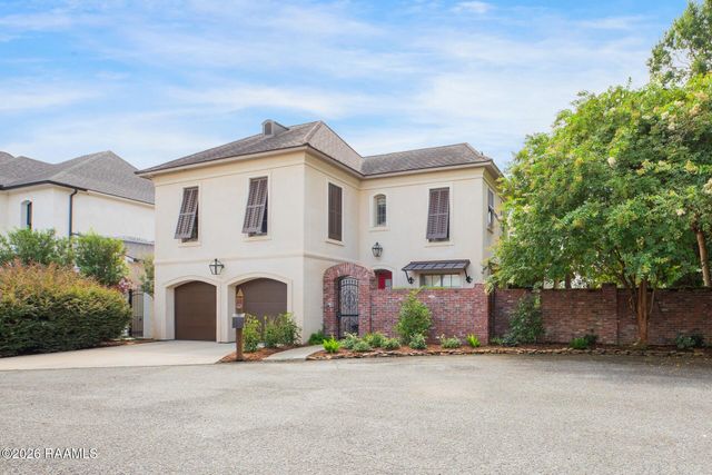 203 Greystone Place, Lafayette, LA 70503