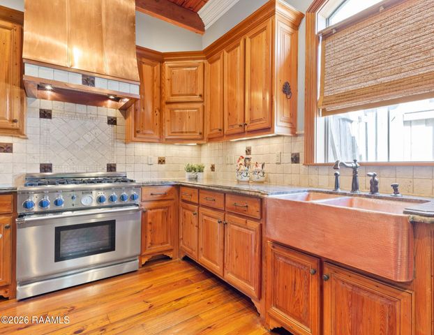 203 Greystone Place, Lafayette, LA 70503