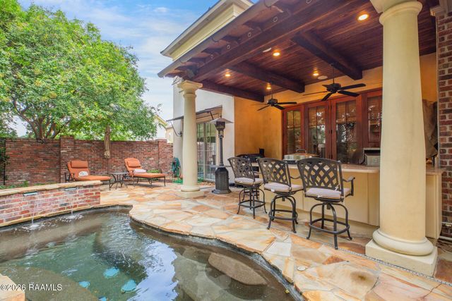 203 Greystone Place, Lafayette, LA 70503