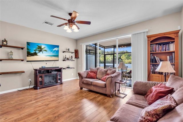 10118 WESTPARK PRESERVE BLVD, Tampa, FL 33625