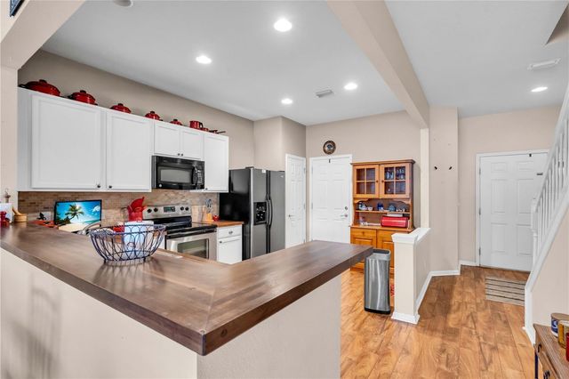 10118 WESTPARK PRESERVE BLVD, Tampa, FL 33625