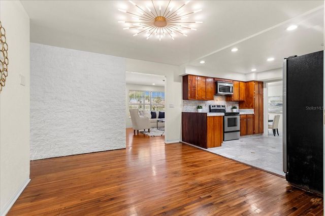 105 JOHN ANDERSON DRIVE, Ormond Beach, FL 32176