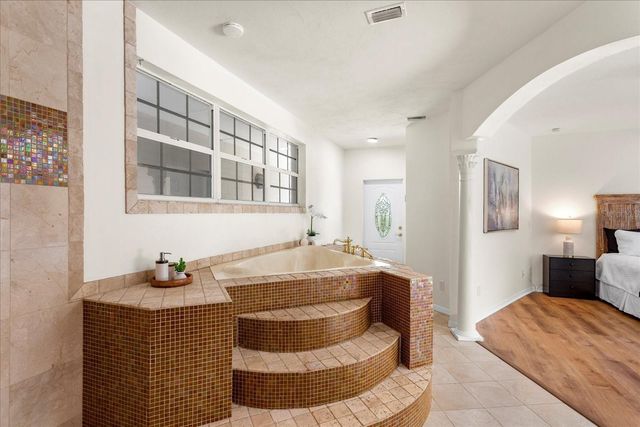 105 JOHN ANDERSON DRIVE, Ormond Beach, FL 32176