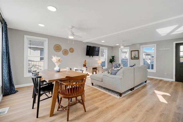 9A N Street, Hampton, NH 03842