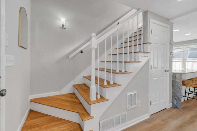 9A N Street, Hampton, NH 03842