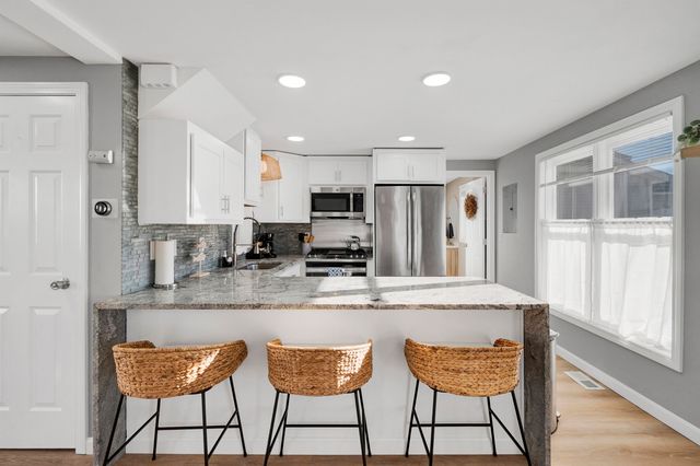 9A N Street, Hampton, NH 03842