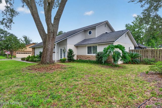 287 GLENEAGLES Drive, Orange Park, FL 32073