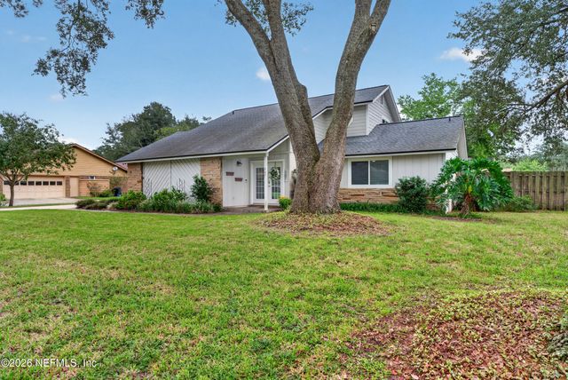 287 GLENEAGLES Drive, Orange Park, FL 32073