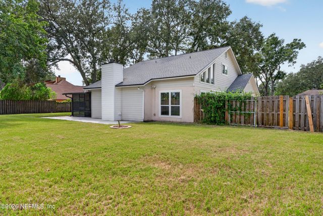 287 GLENEAGLES Drive, Orange Park, FL 32073