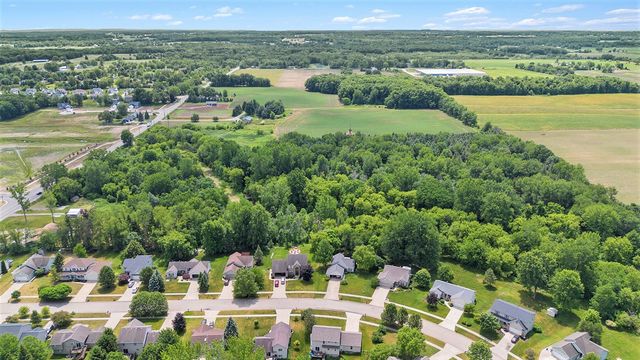 7079 Hanna Lake Avenue, Caledonia, MI 49316