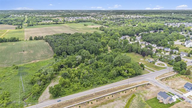 7079 Hanna Lake Avenue, Caledonia, MI 49316