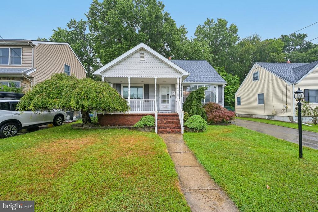 154 MARLBORO RD, Trenton, NJ 08648