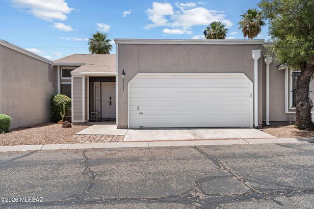 6357 N Willowbrook Drive, Tucson, AZ 85704