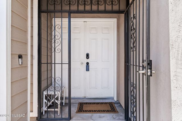 6357 N Willowbrook Drive, Tucson, AZ 85704