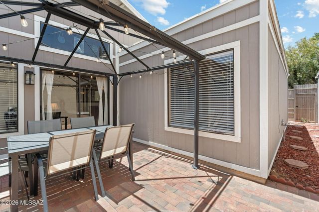 6357 N Willowbrook Drive, Tucson, AZ 85704