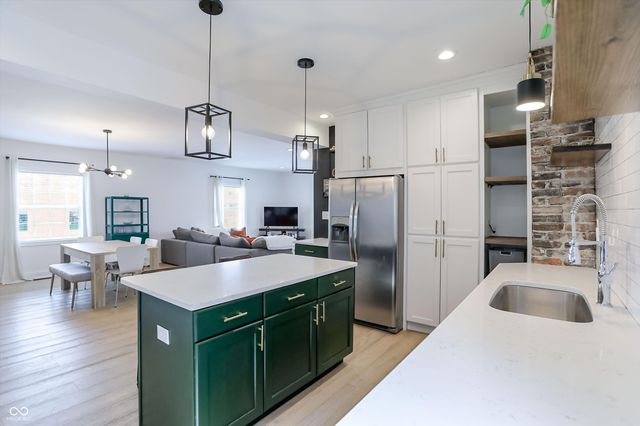 1306 S East Street, Indianapolis, IN 46225