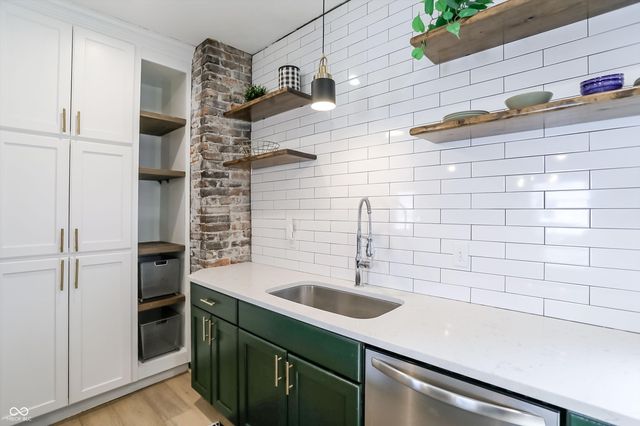 1306 S East Street, Indianapolis, IN 46225