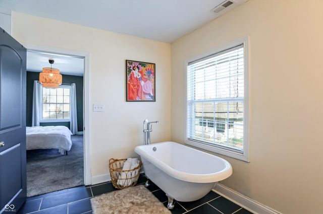 1306 S East Street, Indianapolis, IN 46225