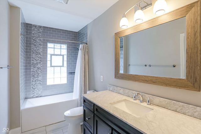 1306 S East Street, Indianapolis, IN 46225