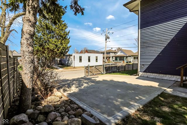 1306 S East Street, Indianapolis, IN 46225