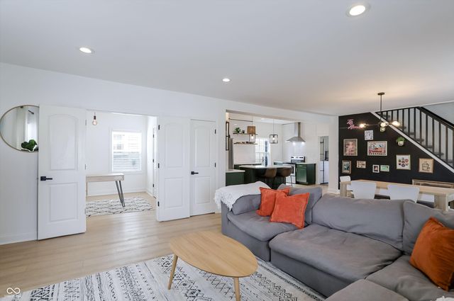 1306 S East Street, Indianapolis, IN 46225