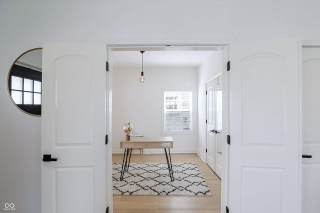 1306 S East Street, Indianapolis, IN 46225