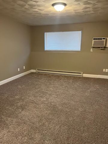 1190 Charles Street 14, North Providence, RI 02904