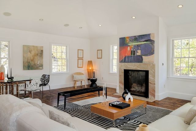 10 Rangeley Road, Winchester, MA 01890