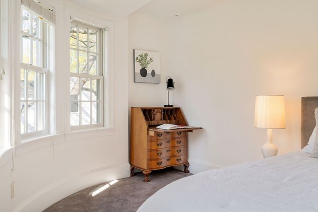 10 Rangeley Road, Winchester, MA 01890